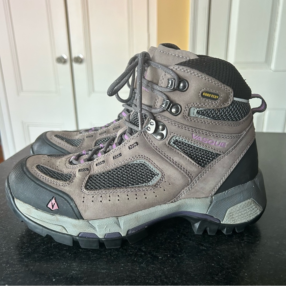 Vasque Breeze 2.0 GTX 7479 Leather Hiking Boots - Size 8.5 - Picture 2 of 8